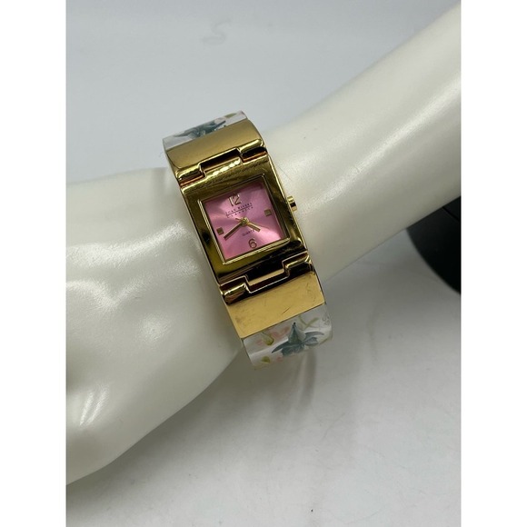Joan Rivers Vintage Translucent Lucite Floral Wristband Watch - Picture 2 of 16